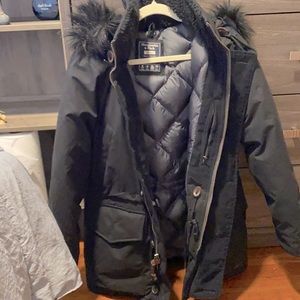 Abercrombie & Fitch - Small size - black